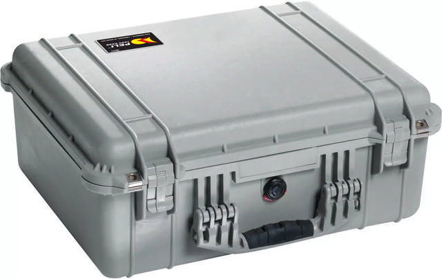 1550 Peli™ Case u/skum
