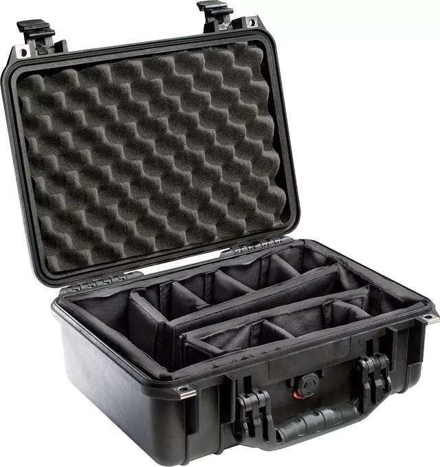 1450 Peli™ Case u/skum