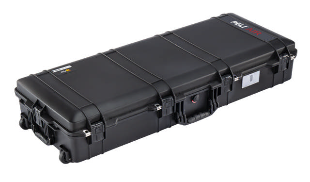 Peli™ 1745 Air case m/skum