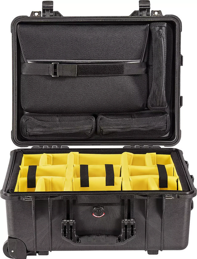 1560SC Peli™ Studio Case